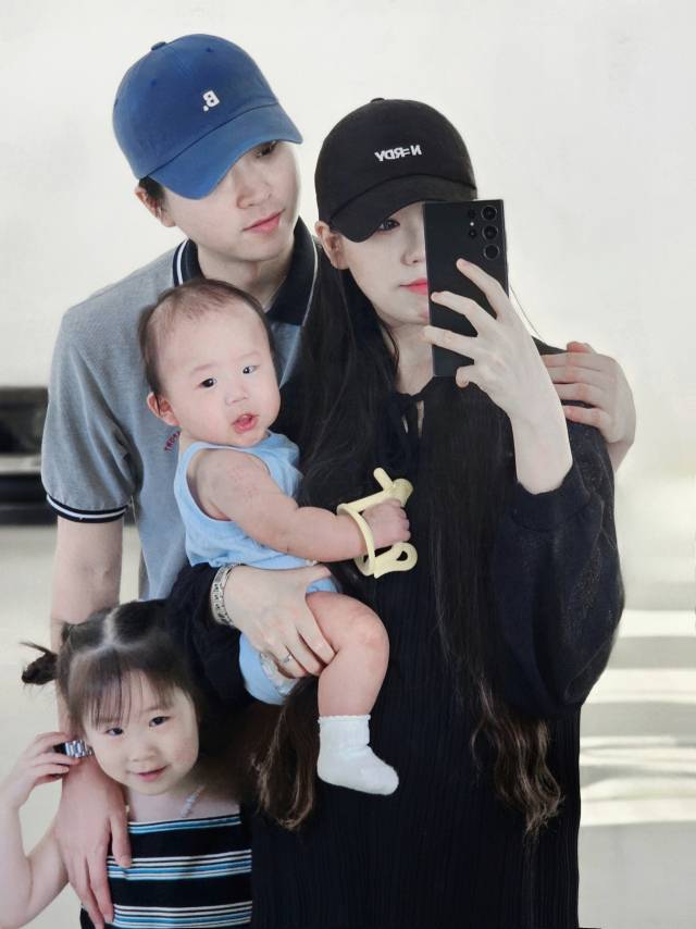 이다은·김기민 부부의 첫째 딸 김로은(5), 둘째 아들 김로민.