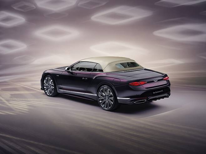 뉴 컨티넨탈 GTC 뮬리너