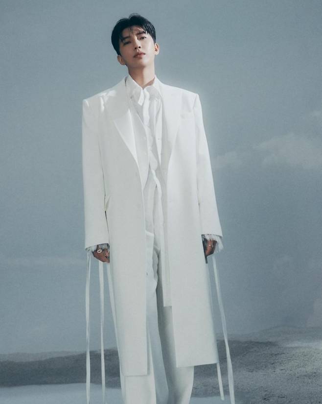 임영웅, 인천 콘서트 전석 매진 신화… 인천 이어 또 ‘매진 신화’ 쓸까, 물고기뮤직