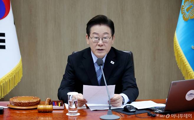 [서울=뉴시스] 고범준 기자 = 이재명 대통령이 2일 서울 용산 대통령실 청사에서 열린 제40회 국무회의에서 발언하고 있다. (대통령실통신사진기자단) 2025.09.02 bjko@newsis.com /사진=