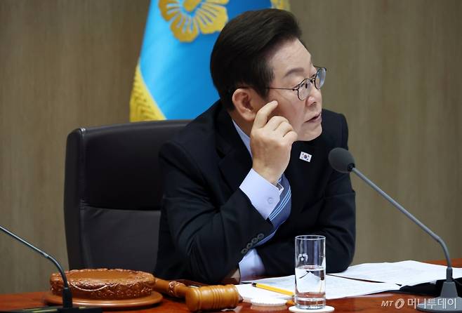 [서울=뉴시스] 고범준 기자 = 이재명 대통령이 2일 서울 용산 대통령실 청사에서 열린 제40회 국무회의에서 발언하고 있다. (대통령실통신사진기자단) 2025.09.02 bjko@newsis.com /사진=