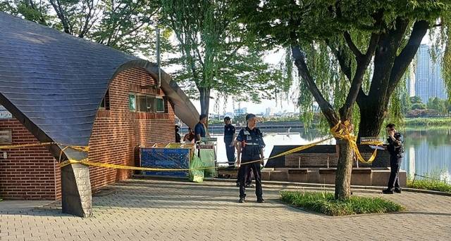 육군 장교 숨진채 발견된  대구 수성못 인근 현장. 수성구청 제공