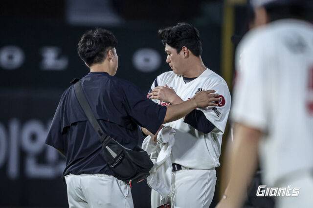 롯데 자이언츠 나균안./롯데 자이언츠