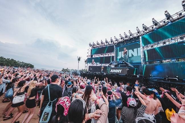 모브컴퍼니 제공