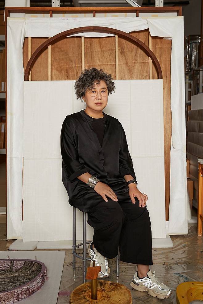 강서경 작가. 사진: 이재안 사진 제공: 국제갤러리 *재판매 및 DB 금지