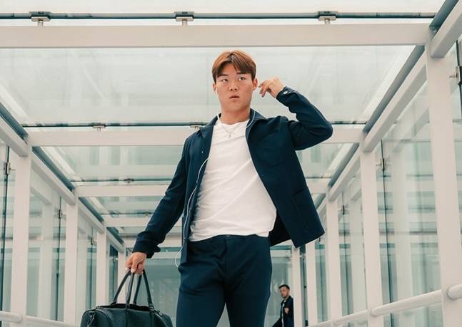 오현규. /사진=헹크 공식 SNS