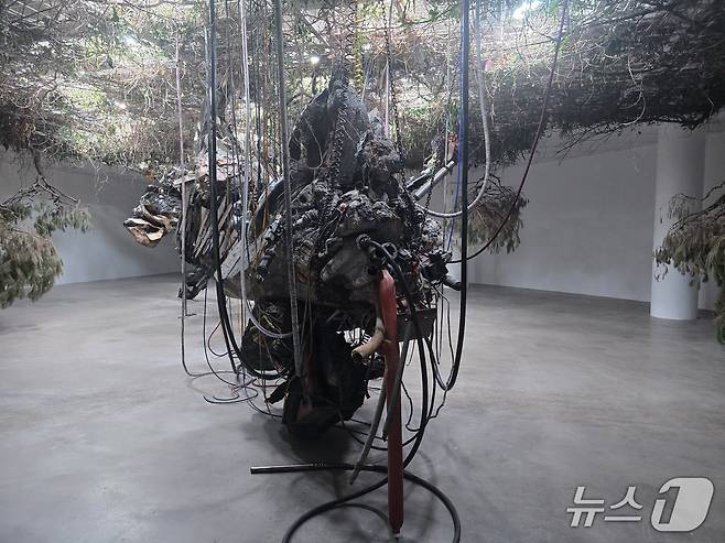 '아드리안 비야르 로하스: 적군의 언어'전 전시 전경. ⓒ 뉴스1 김정한 기자