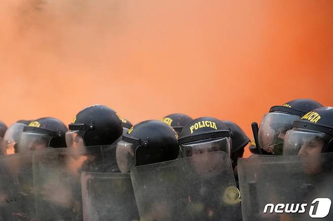 페루 경찰. 2023.07.20 (사진은 기사 내용과 무관함) / ⓒ 로이터=뉴스1 ⓒ News1 정지윤 기자