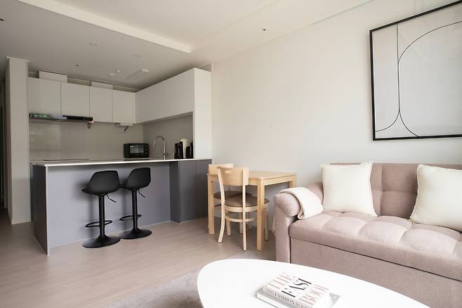 블루그라운드가 서울 6호점으로 운영 중인 서울 중구 묵정동 '힐스테이트 남산' 내부. /블루그라운드코리아 제공