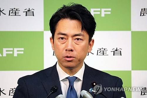 고이즈미 신지로 농림수산상. 지지 EPA 연합뉴스 자료사진