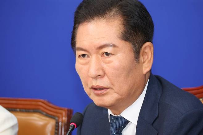 정청래 더불어민주당 대표가 3일 서울 여의도 국회에서 열린 최고위원회의에서 발언하고 있다. 연합뉴스