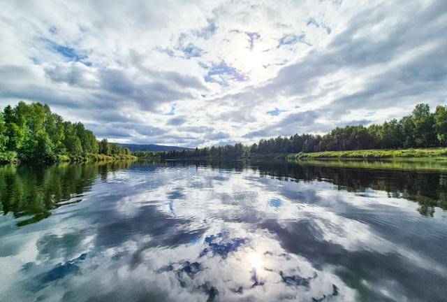 핀란드 라플란드 키틸라 오우나스강.