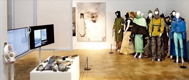 이탈리아 응용예술디자인대학(IAAD)의 작품 ‘리버스 체인지’가 전시된 광주디자인비엔날레.  /광주디자인비엔날레 제공