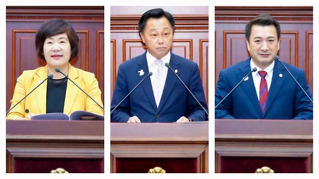 한순희, 김항규, 최재필 의원이 임시회 본회의에 앞서 5분자유발언을 하고 있다. 경주시의회 제공