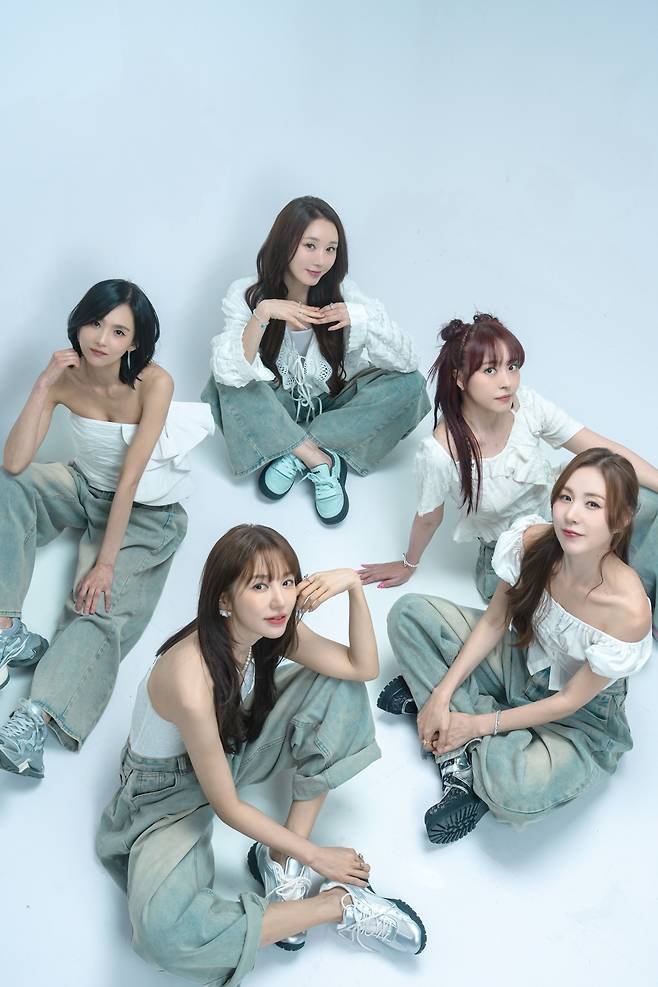 그룹 베이비복스. 제니스씨앤엠 제공