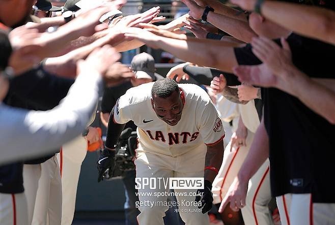 ▲ 데버스의 맹활약이 이어진다면 샌프란시스코의 포스트시즌 진출 가능성도 높아질 수 있다