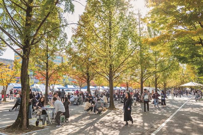 '2024 고양시 전국 막걸리 축제' 행사장 전경. 사진=고양시청