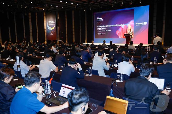 네이턴 로젠버그 인시그니엄 공동창업자 겸 대표가 4일 오전 서울 중구 웨스틴 조선 서울에서 열린 글로벌코리아인사이츠(GK인사이츠)·머니투데이 주최 '글로벌코리아 인사이츠 포럼'에 참석해 기조 강연을 하고 있다. 2025.9.4/뉴스1 ⓒ News1 안은나 기자