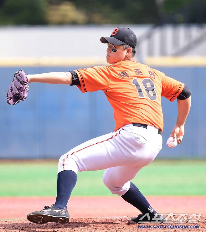 5일 서울 목동구장에서 열린 제80회 청룡기 고교야구선수권 대회 및 주말리그 왕중왕전 북일고-인천고 경기. 투구하는 북일고 박준현. 목동=송정헌 기자songs@sportschosun.com/2025.07.05/