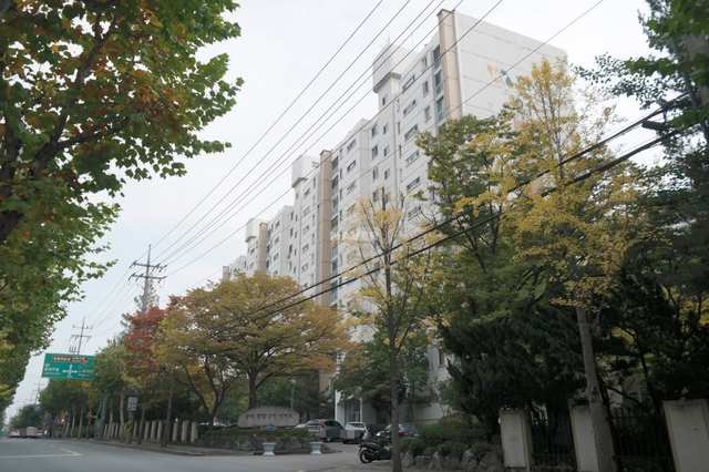 송파한양2차 아파트. [네이버 부동산 제공]