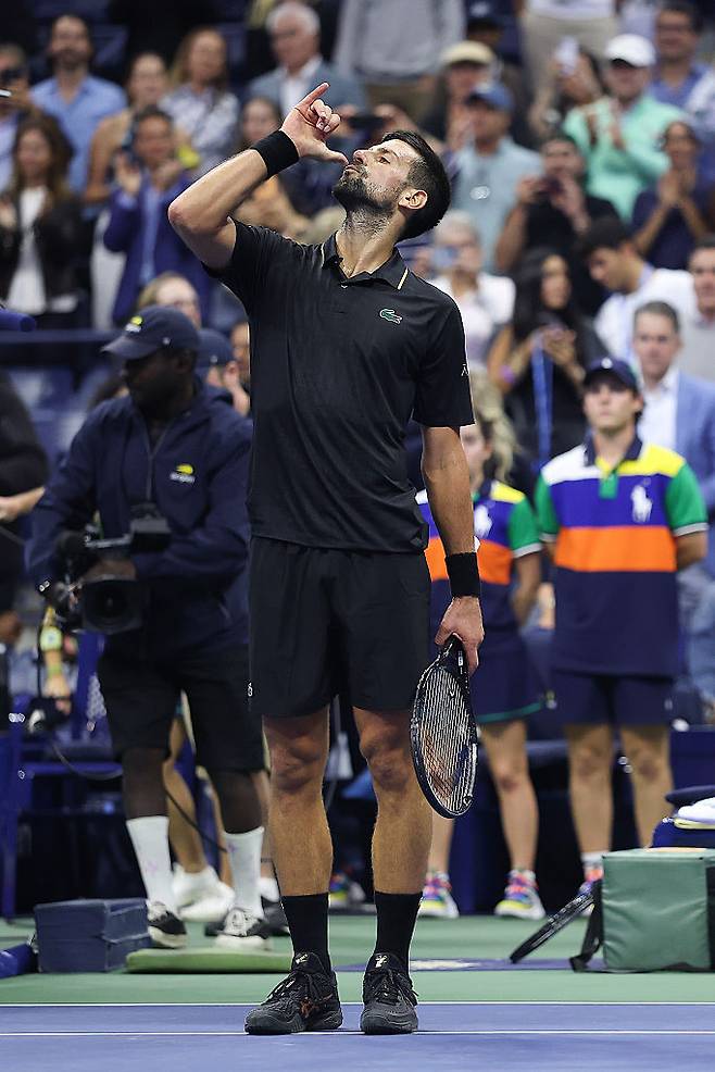 노바크 조코비치의 ‘소다팝’ 세리머지 장면. 게티이미지코리아