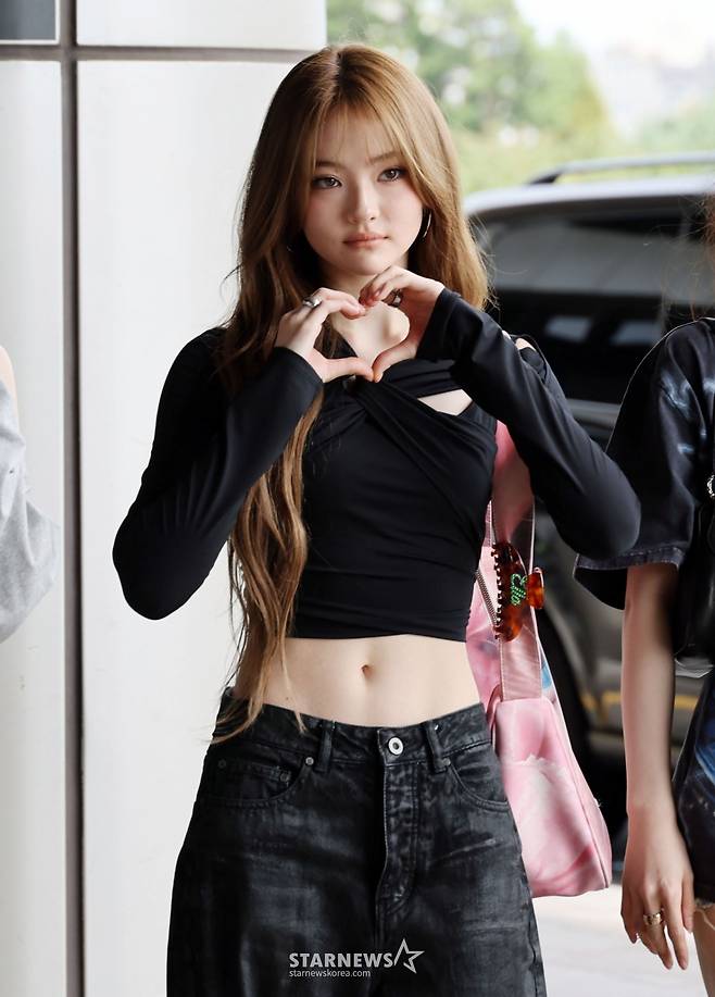 미야오 엘라 '시선강탈 하트'[★포토]
