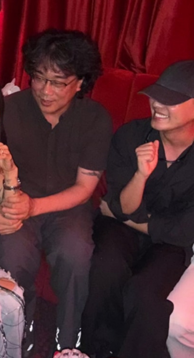 봉준호 감독, 유아인. 사진lDJ페기구 SNS 캡처