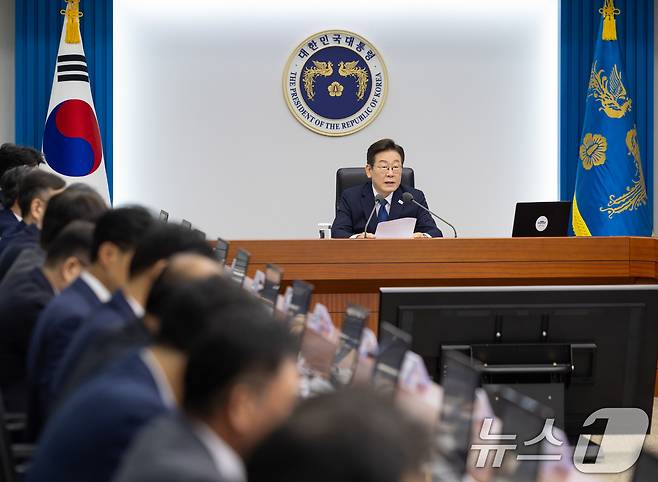 이재명 대통령이 지난 4일 서울 용산 대통령실 청사에서 열린 제9차 수석·보좌관 회의에서 발언하고 있다. (대통령실 제공. 재판매 및 DB 금지) 2025.9.4/뉴스1 ⓒ News1 허경 기자