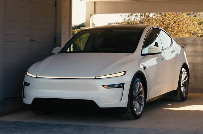 사진 : 테슬라 뉴 모델 Y
