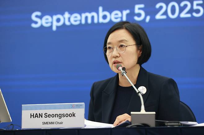 한성숙 중소벤처기업부 장관은 5일 'APEC 중소기업 장관회의'에서 'APEC 스타트업 얼라이언스' 출범 등의 내용을 담은 ‘제주 이니셔티브’를 채택했다고 밝혔다. /중기부 제공