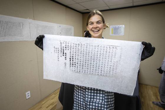 합천 해인사에서는 팔만대장경 인경이 대표 체험 프로그램이다. [사진 한국불교문화사업단]