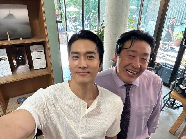 배우 송승헌, 현봉식. / 송승헌 인스타그램