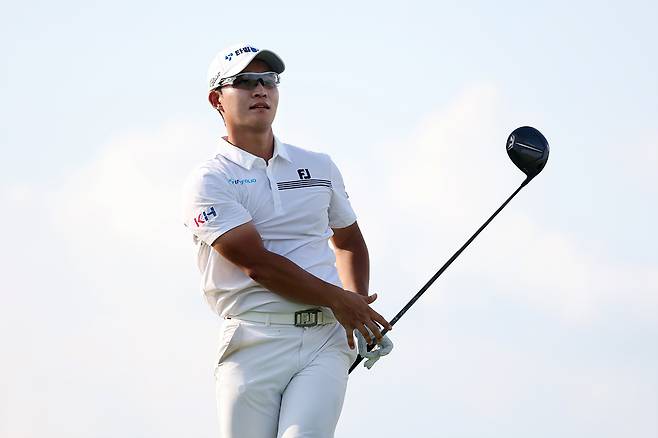 첫날 1타 차 선두에 오른 정태양. [사진=KPGA]