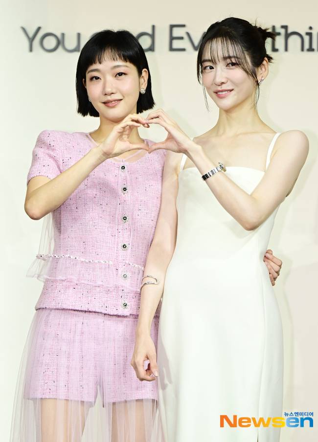 왼쪽부터 김고은 박지현