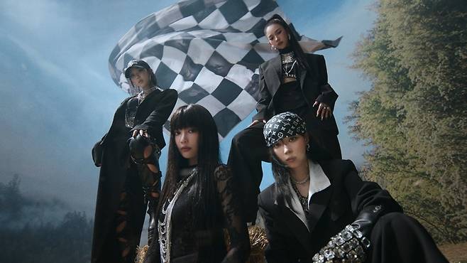 에스파 ‘Rich Man’ 뮤직비디오 캡처