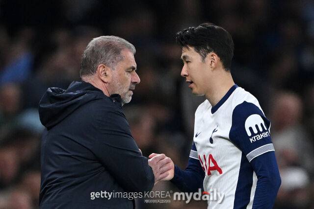 손흥민과 엔제 포스테코글루 감독./게티이미지코리아
