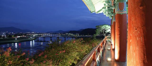 ▲ 금장대에서 바라본 경주시가지 전경