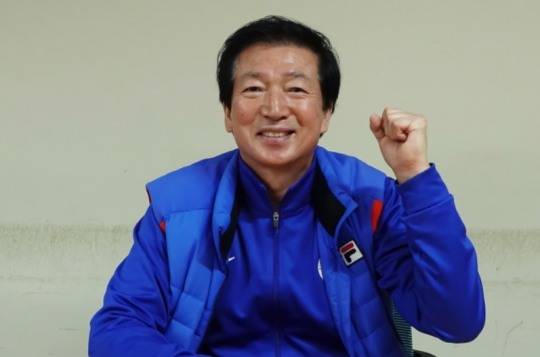 지난 8월31일부로 명지대에서 정년 퇴임한 대학배구 명장 유중탁 감독