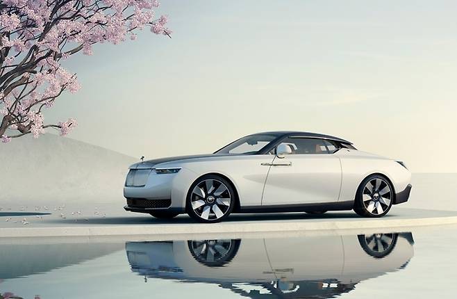 롤스로이스 아르카디아 드롭테일 [사진출처=롤스로이스]