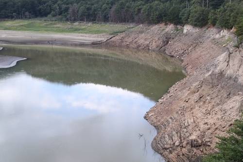 바닥드러낸 강릉 오봉저수지./연합뉴스/