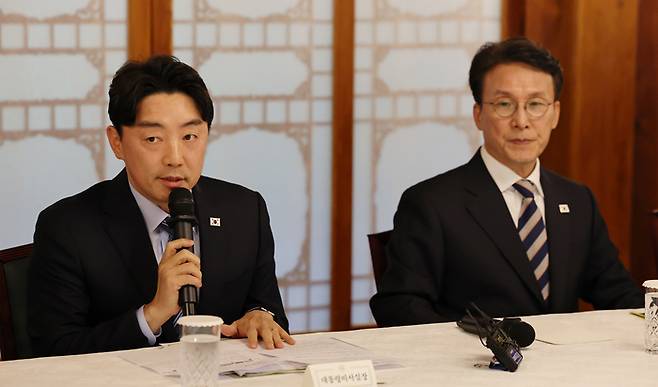 강훈식 대통령 비서실장이 7일 서울 종로구 삼청동 국무총리 서울공관에서 열린 제3차 고위당정협의회에서 발언하고 있다. [사진 = 뉴스1]