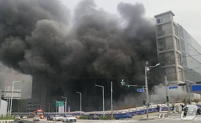 양주 물류창고 건설현장 화재 현장(독자 제공. 재판매 및 DB 금지)/뉴스1