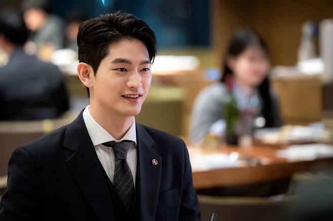 사진|에스콰이어 캡처