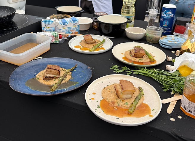 우승자 공휘명 씨가 만든 된장 소스를 곁들인 삼겹살 스테이크. 프라임타임 제공