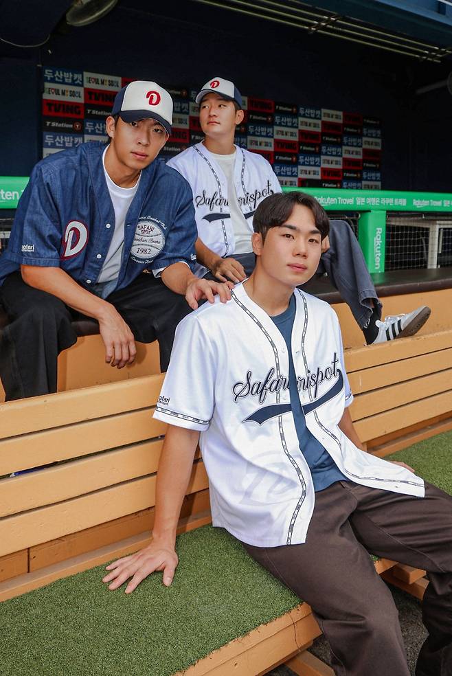 (위 왼쪽부터) 김민석, 안재석, 오명진(아래). /사진=두산 베어스 제공