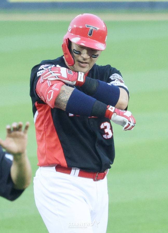 KIA 최형우.  /사진=김진경 대기자