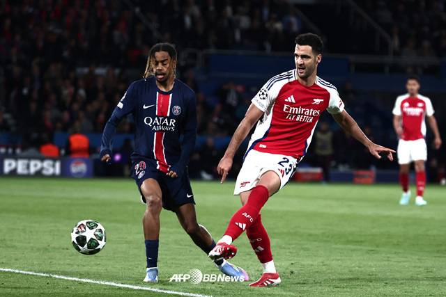 미켈 메리노(오른쪽). /AFPBBNews=뉴스1