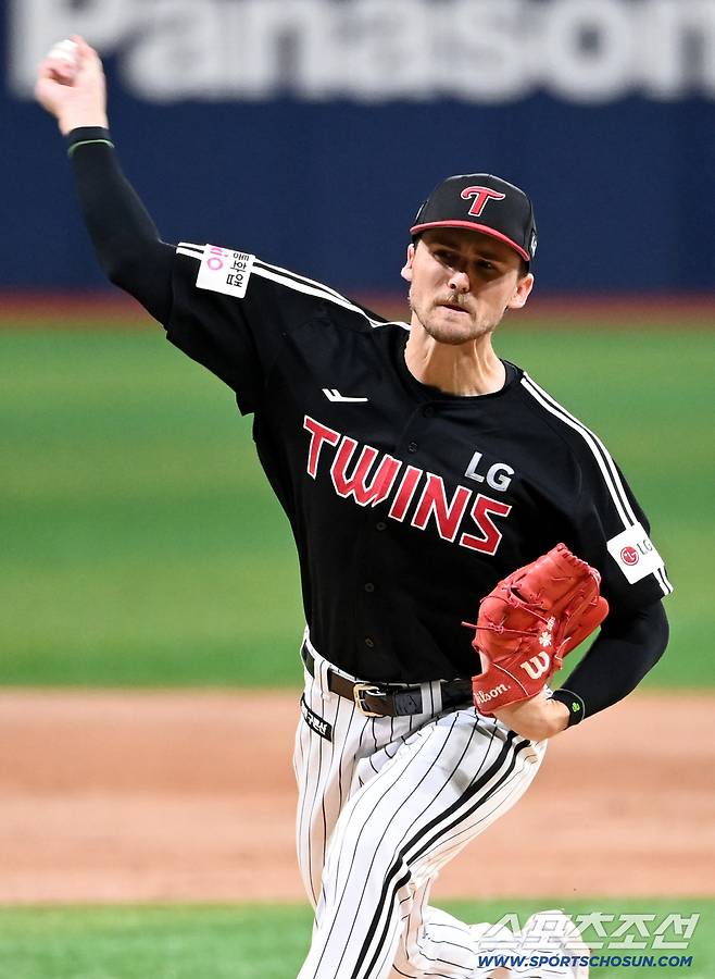 9일 고척스카이돔에서 열린 LG와 키움의 경기, LG 선발투수 톨허스트가 역투하고 있다. 고척=허상욱 기자wook@sportschosun.com/2025.09.09/