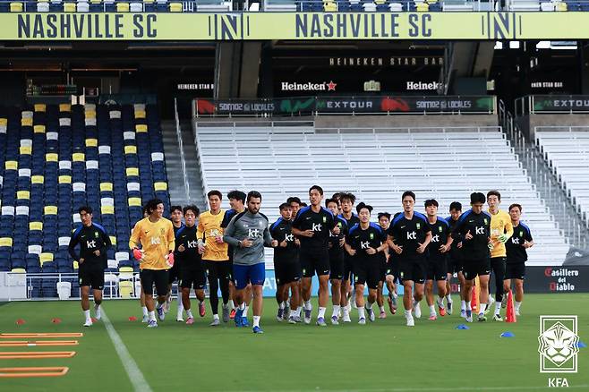 한국 축구 대표팀이 멕시코와의 평가전을 앞두고 9일 미국 테네시주 내슈빌 지오디스파크에서 훈련하고 있다. 대한축구협회 제공