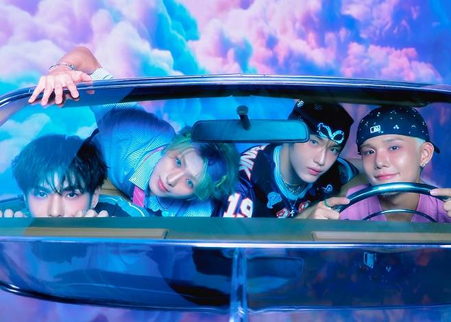 CIX는 올해 1월 미니 7집 발매에 이어 이번 미니 8집으로 '1년 2컴백'을 이뤘다. C9엔터테인먼트 제공